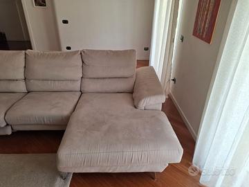Splendido Divano Poltronesofà con Chaise Longue