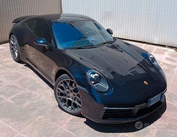 Porsche 911 Carrera 992 coupé 385 cv