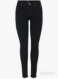 pantaloni in jeans da donna in tinta unita di ONLY