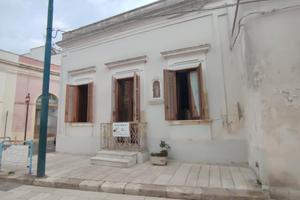 Casa indipendente nel centro di Arnesano