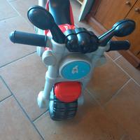 Moto tipo triciclo