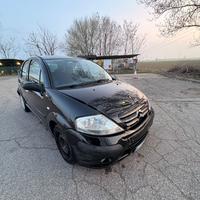 Citroen c3 incidentata marciante