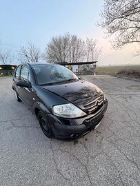 Citroen c3 incidentata marciante
