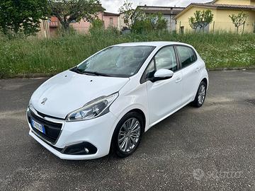 Peugeot 208 1.2 Benzina-GPL