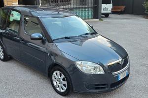 Skoda Roomster Benzina Neopatentati