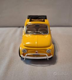 Modellino Burago FIAT 500 scala 1/21