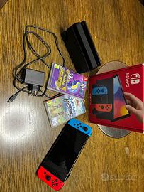 Nintendo Switch Oled + 2 Giochi