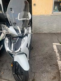 Honda SH 150 SPORT