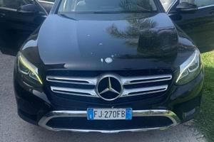 Mercedes GLC250