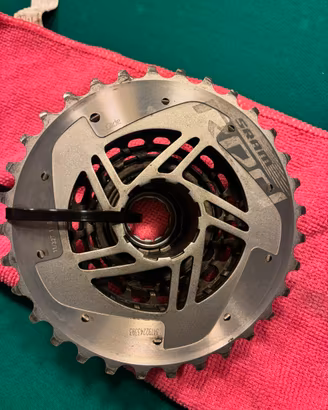 Sram red pacco pignone 11/32
