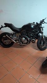 ducati Monster 821