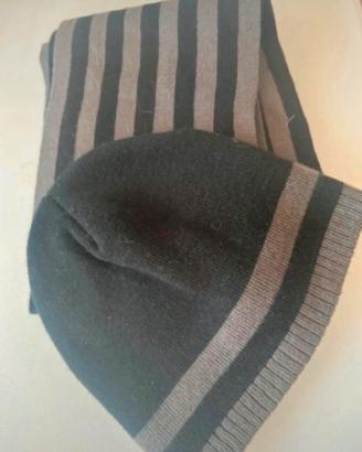 Set cappello e sciarpa a righe