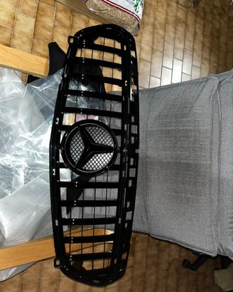 griglia panamericana W176 pre-facelift +stemma