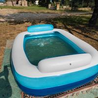 Piscina gonfiabile grande 