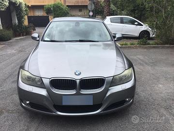 BMW 320d Touring Station Wagon 2011