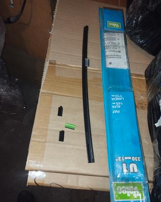 Spazzola tergicristallo Valeo U1 330mm 13