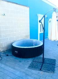 jacuzzi  NUOVA  da esterno