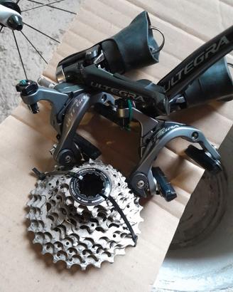 Schimano, accessori ed altro , 11velocita .