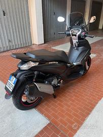 Piaggio Beverly 350 SportTouring