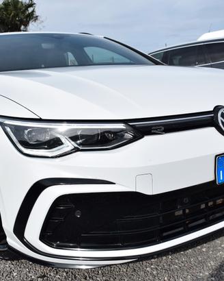 Volkswagen Golf VIII SW GANCIO TETTO 2.0TDI 150CV 