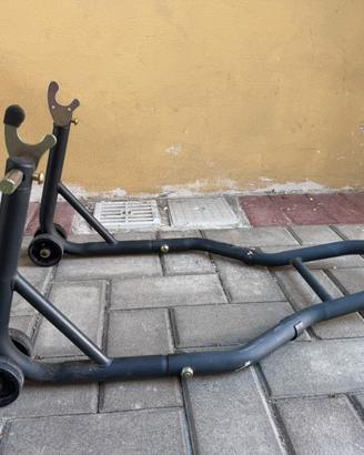 Cavalletto moto posteriore con attacchi a forchett