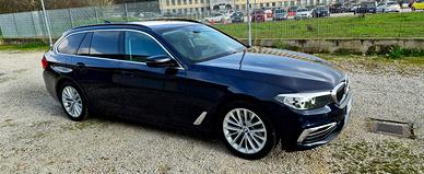 BMW 530d Touring xDrive da 249 CV