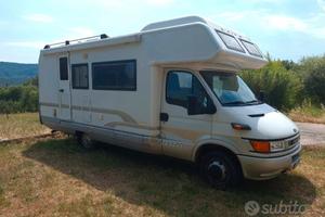 camper Iveco laika 2i