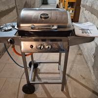 barbecue da campeggio a gas