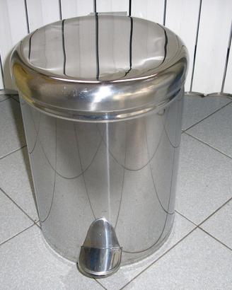 bidoncino pattumiera inox bagno diametro 23 cm.