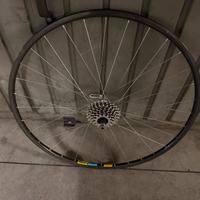 Ruota bici corsa mozzo omas cerchio mavic shiamo