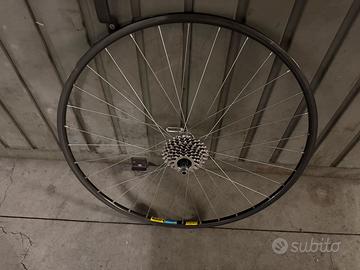 Ruota bici corsa mozzo omas cerchio mavic shiamo