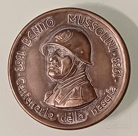 medaglia commemorativa di Benito Mussolini.