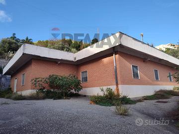 Capannone Industriale - Messina