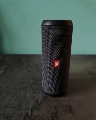 JBL Flip Essential