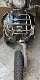 Vespa gts incidentata