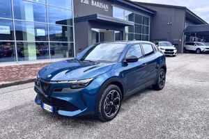 Alfa Romeo Junior BEV 156CV/115kW elettrica