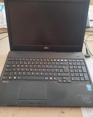 Fujitsu lifebook A 555