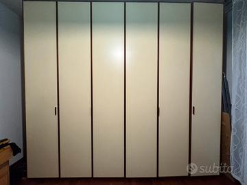 ARMADIO 6 ANTE IN LEGNO