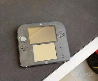 Nintendo 2ds con giochi (mario bross) + caricatore
