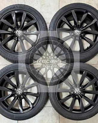 Cerchi neri e pneumatici 17 Volkswagen Golf