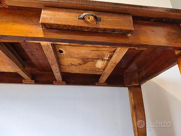 TAVOLO IN CILIEGIO MASSICCIO CON COPERTURA IN FORM