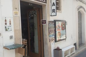 Bar al centro