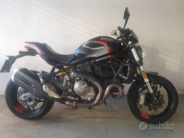 Ducati Monster 821 Stealth