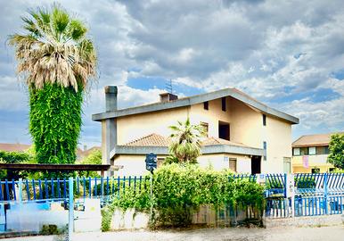 Selargius villa unifamiliare mq 733