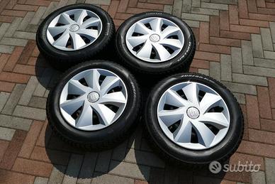 Cerchi da 16 pollici per Seat con gomme invernali
