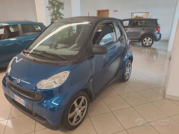 Smart ForTwo 1000 52 kW MHD cabrio pulse