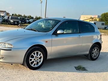 Alfa Romeo 147 1.9 JTD (120) 3 porte Distinctive