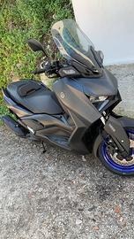 Xmax 125