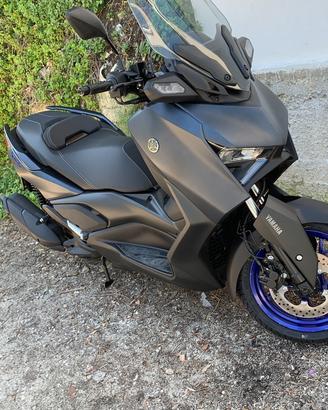 Xmax 125