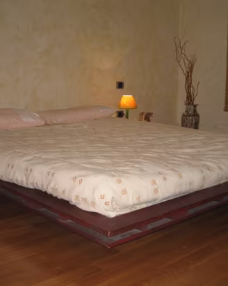 LETTO MATRIMONIALE STILE GIAPPONESE. Cyrus Company